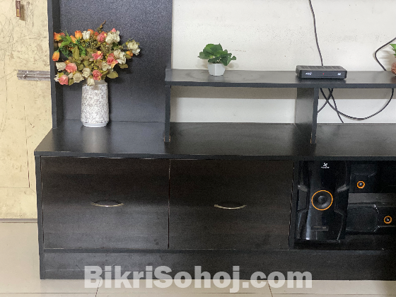 STYLISH TV CABINET
